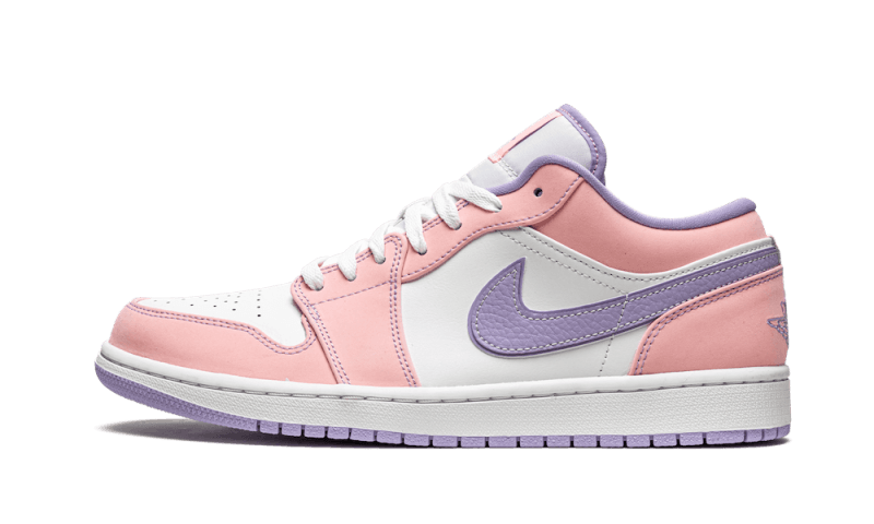 Air Jordan 1 Low SE Arctic Punch