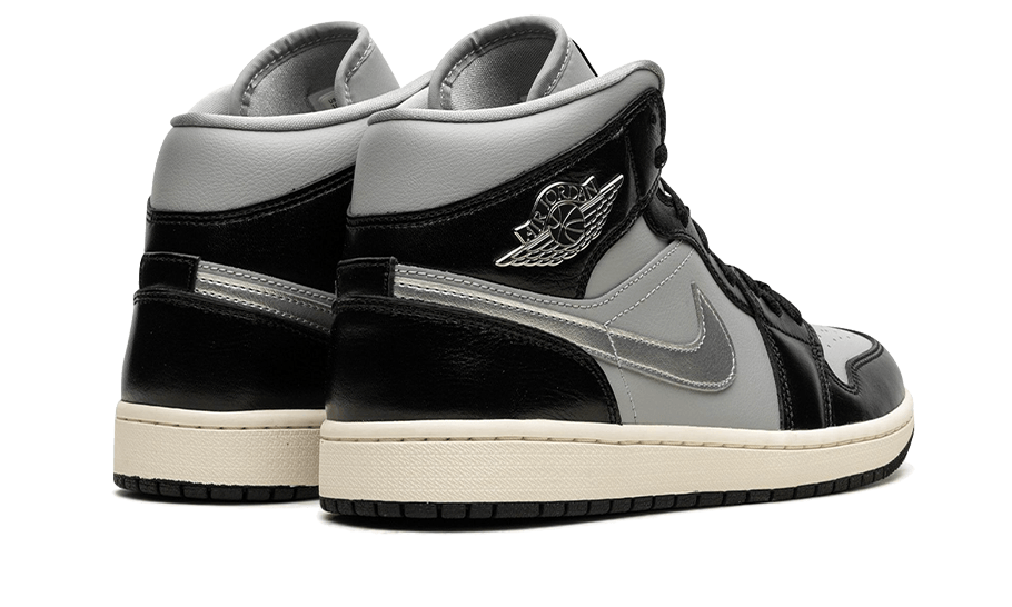 Air Jordan 1 Mid Black Chrome