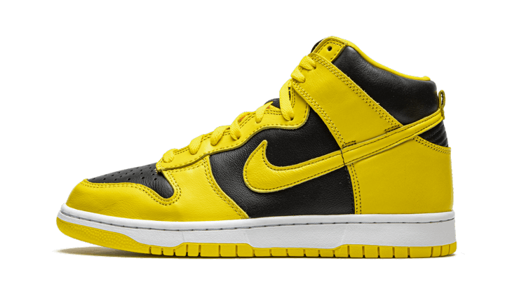 Dunk High Varsity Maize