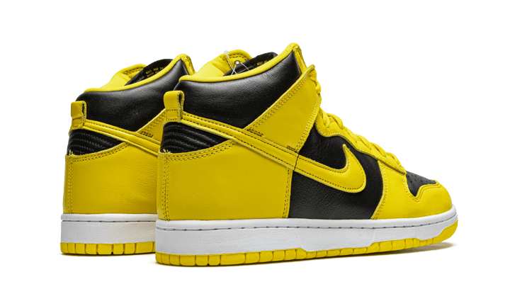 Dunk High Varsity Maize