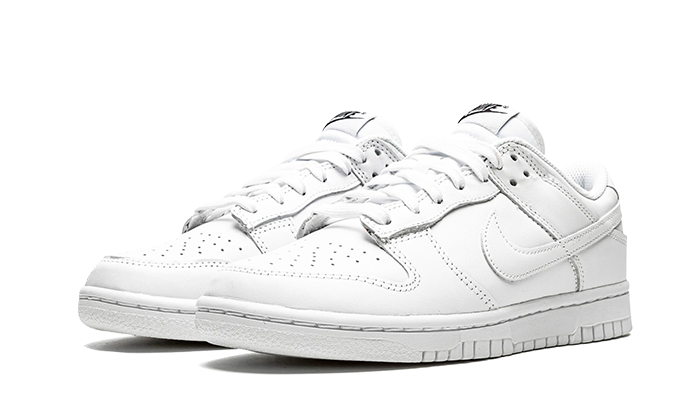 Dunk Low Triple White (2021)