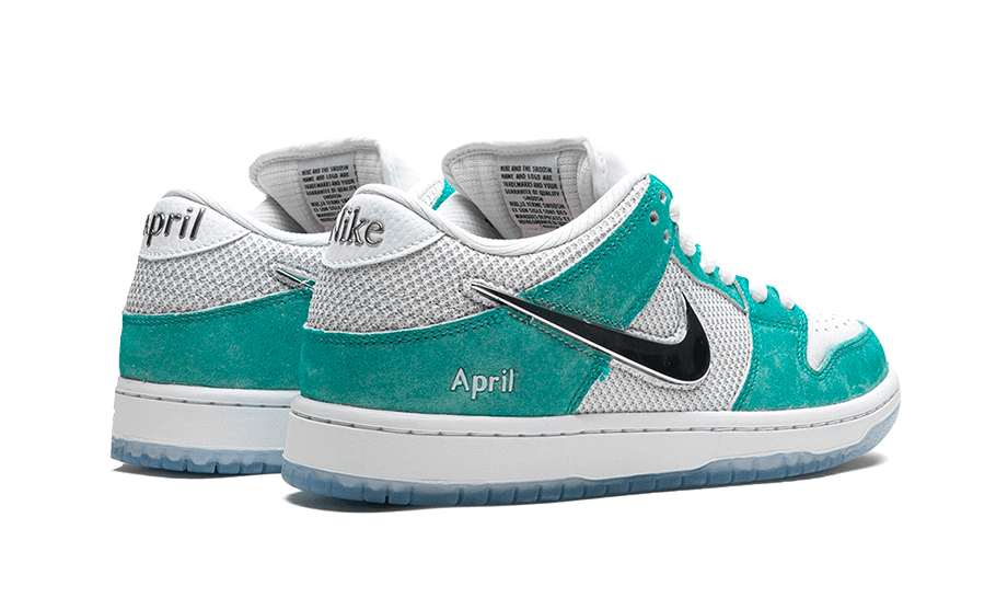 SB Dunk Low April Skateboards