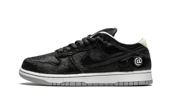 SB Dunk Low BE@RBRICK Medicom Toy