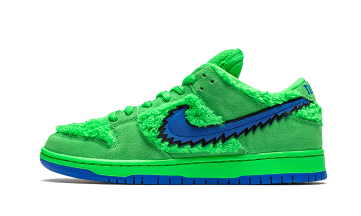 SB Dunk Low Grateful Dead Bears Green