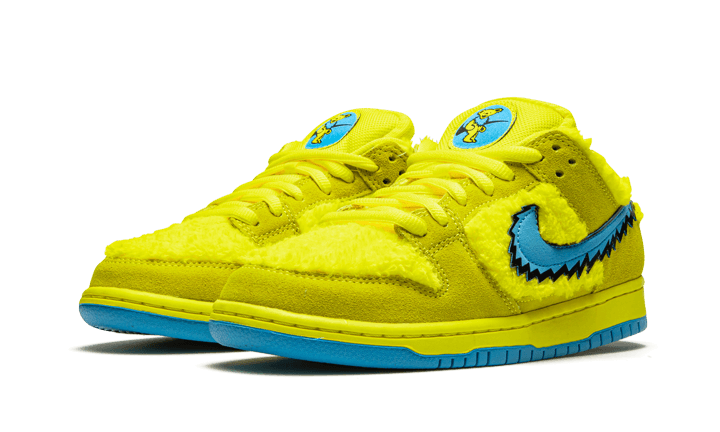 SB Dunk Low Grateful Dead Bears Yellow