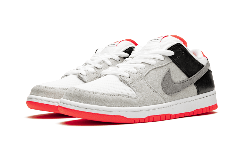 SB Dunk Low Infrared