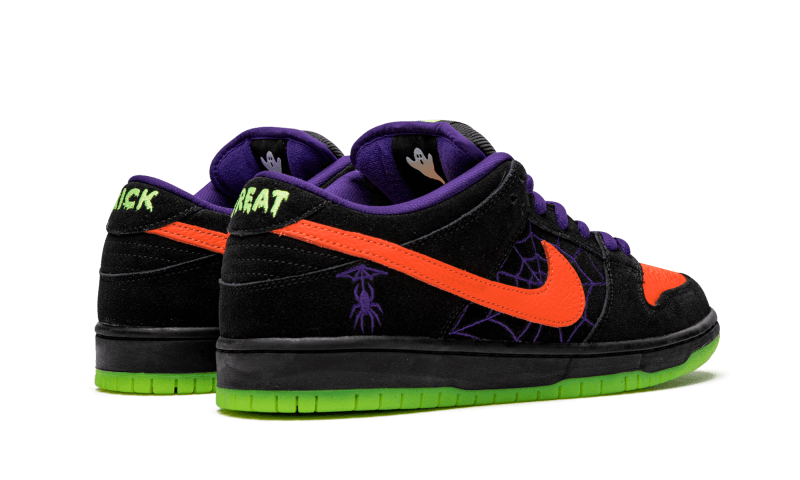 SB Dunk Low "Night of Mischief"