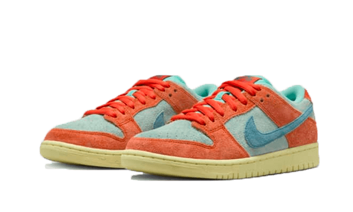 SB Dunk Low Orange Emerald Rise