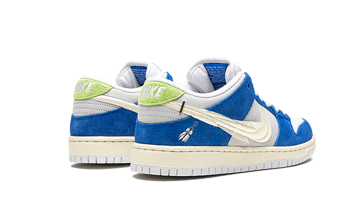 SB Dunk Low Pro QS Fly Streetwear