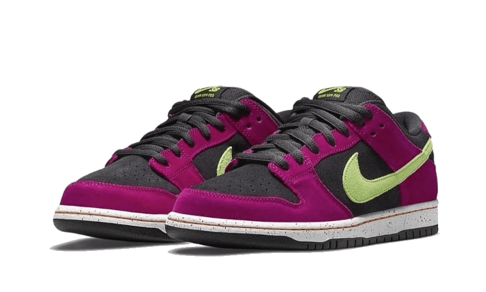 SB Dunk Low Red Plum